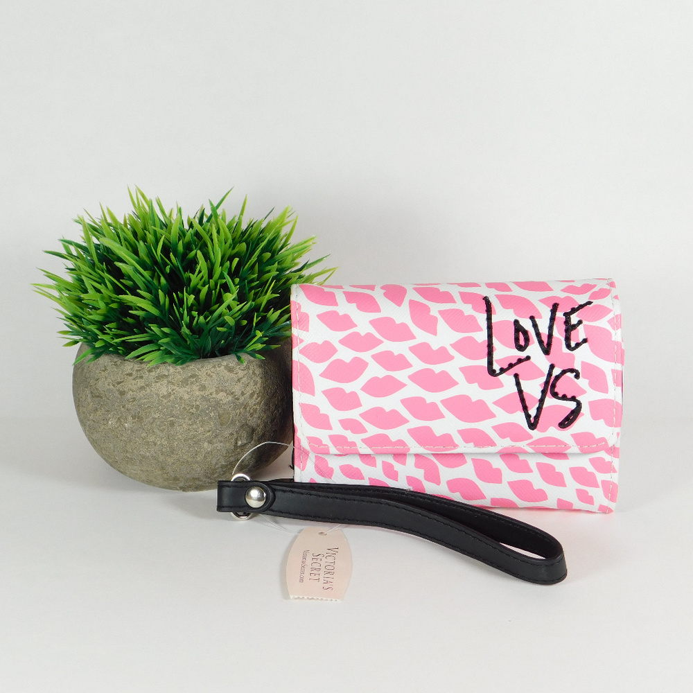 Victoria's Secret Wristlet Mini-Wallet, Pink 9